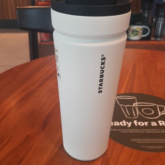 Starbucks - The siren logo is a Starbucks Tumbler - 24 oz 710ml - Exclusive - Picture 1 of 6